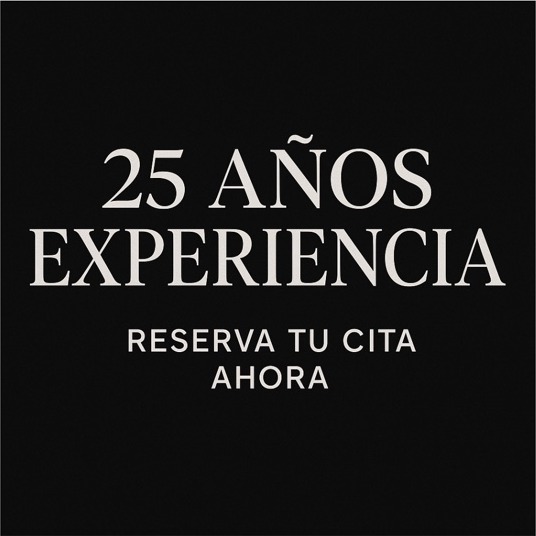 Midelia, peluquera en Gràcia con 25 años de experiencia